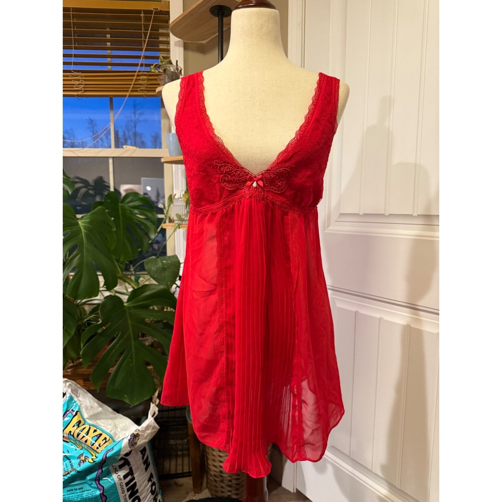 In Bloom Red Lace Pleated‎ Babydoll Nightie L